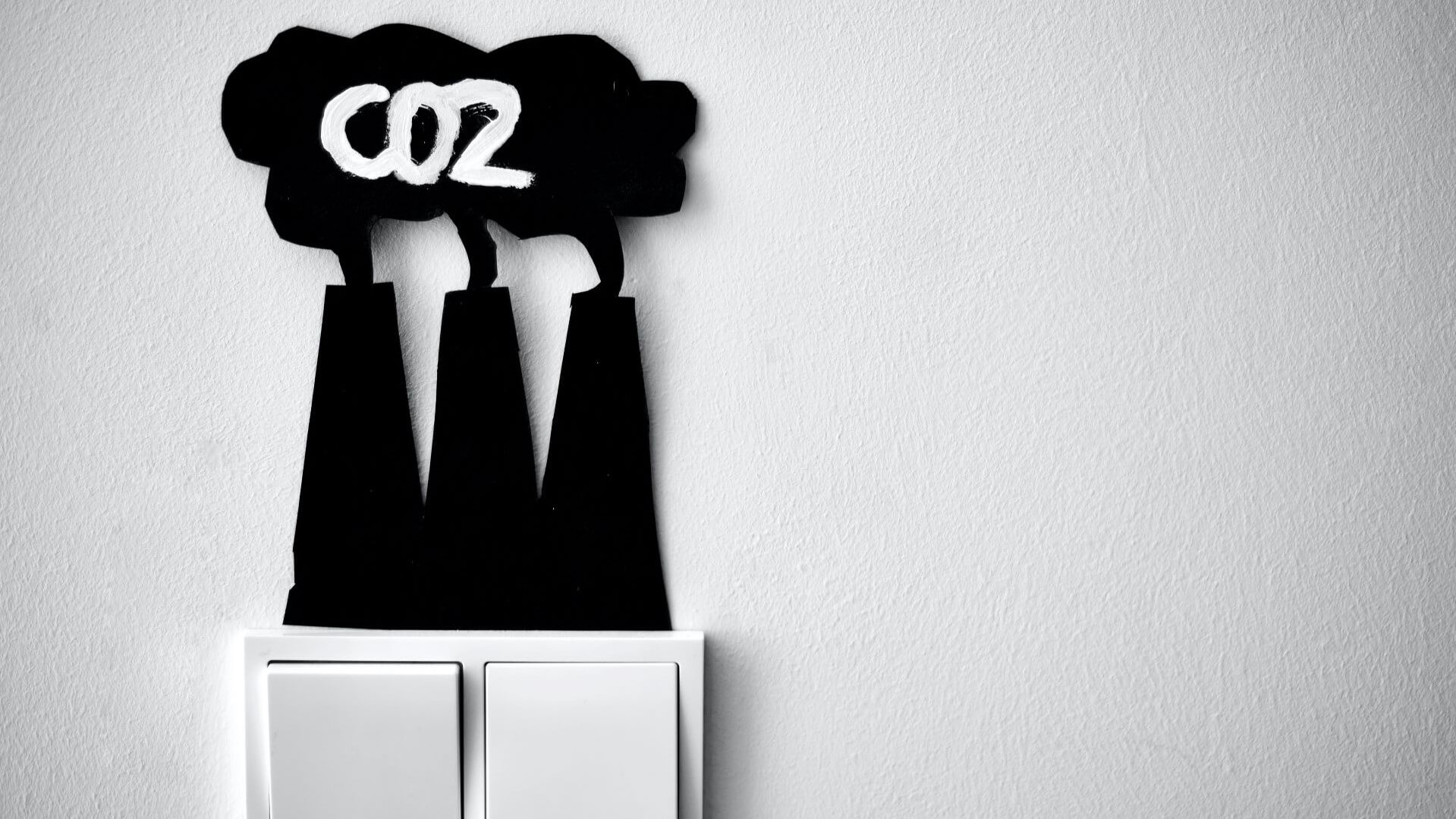 Light switch with carbon emission reminder