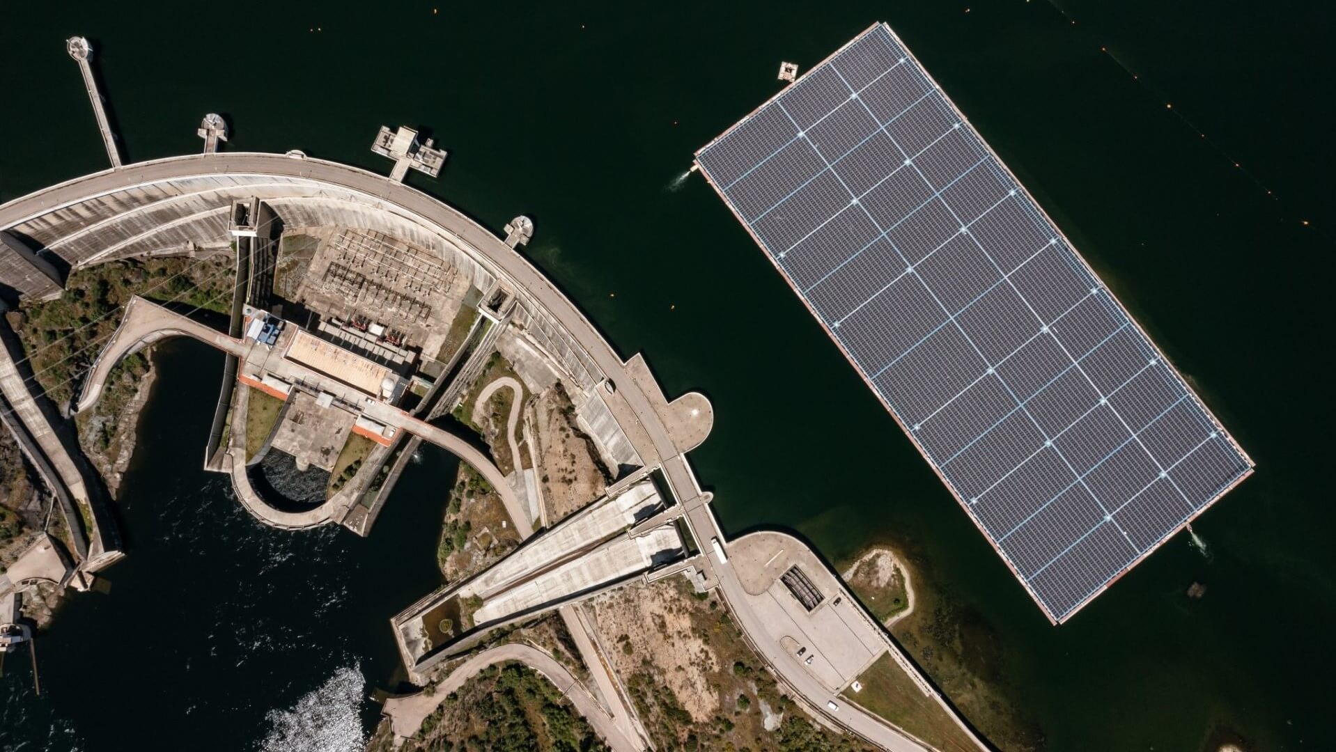 Aerial view of Alqueva floating solar project