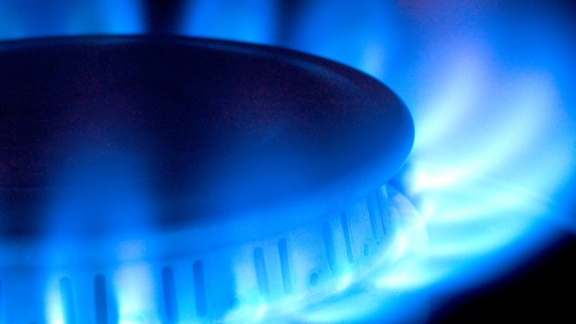 Close up of gas ring alight