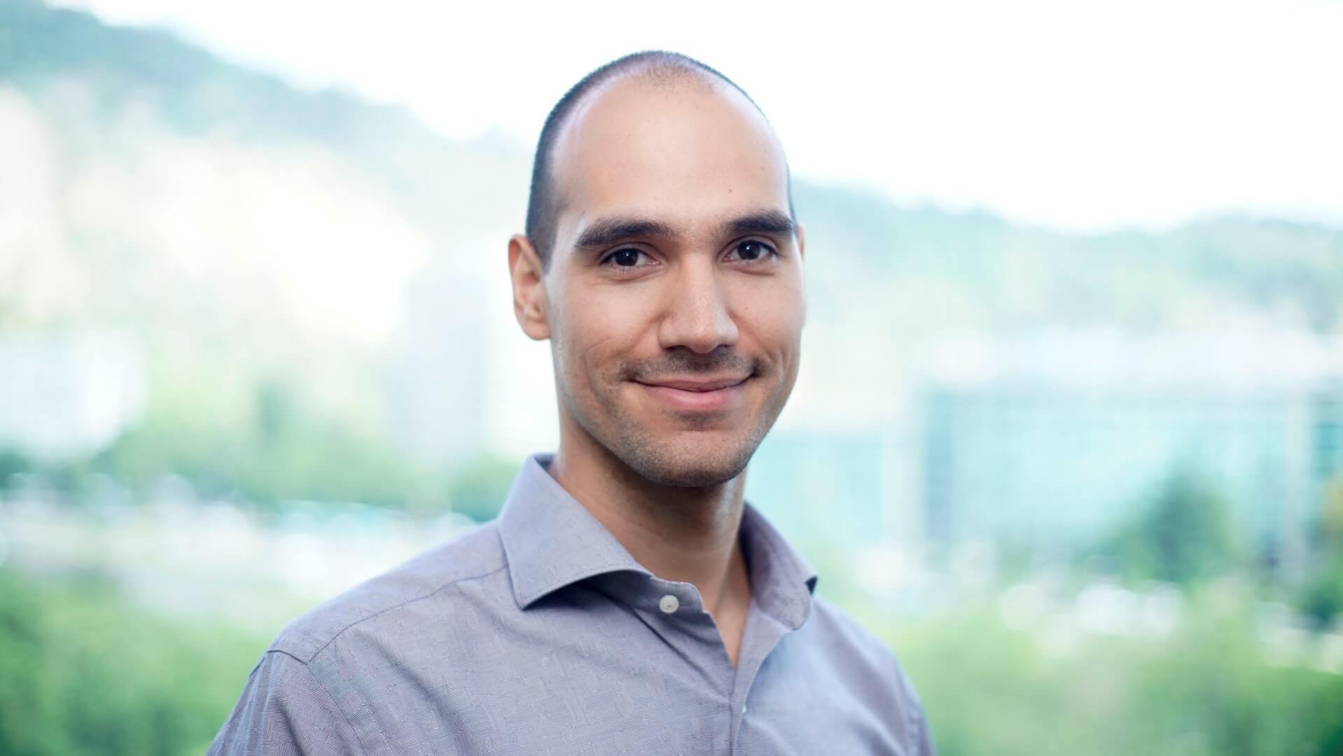 Head and shoulders photo of Ignacio Rivas, Electromobility Manager at the Chilean Sustainability Energy Agency
