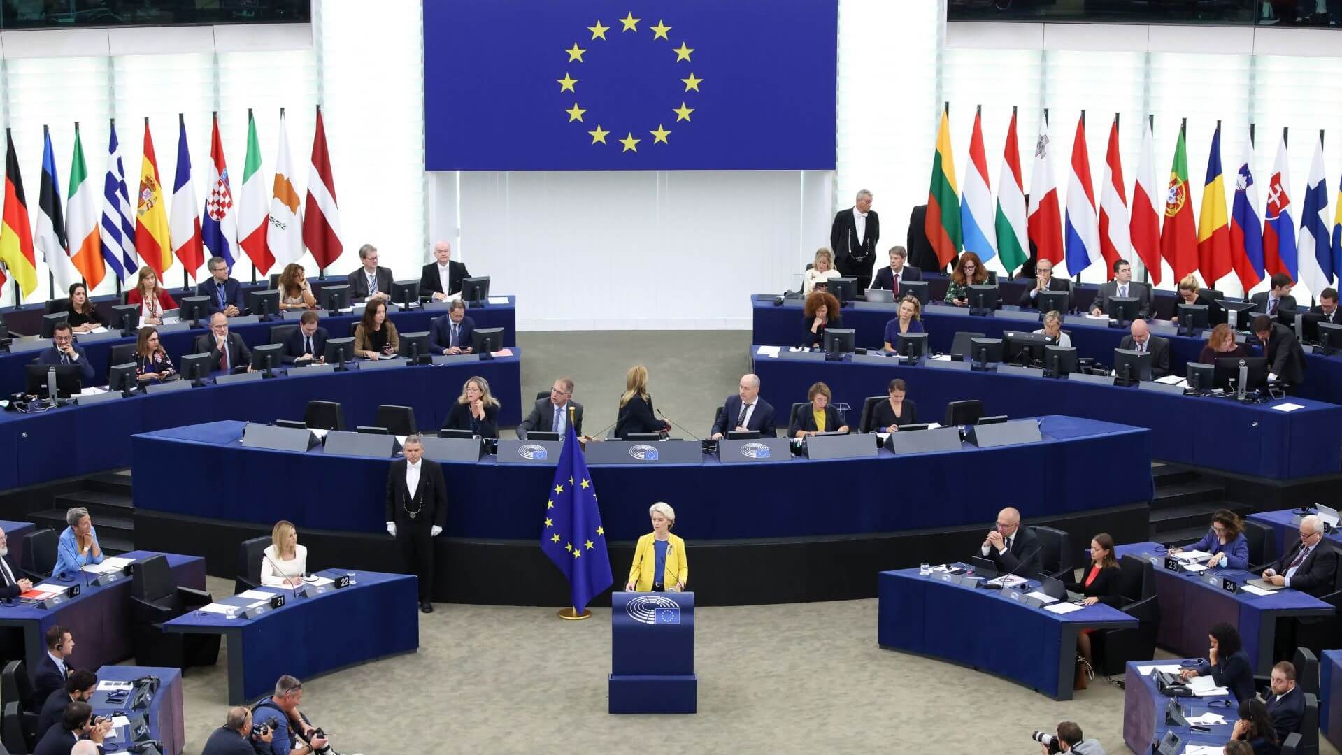 Ursula von der Leyen speaking to Members of the European Parliament