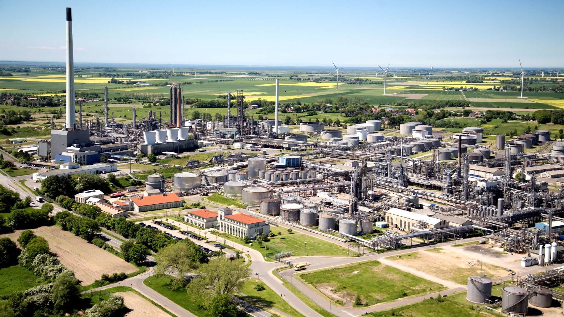 Aerial view over Heide refinery