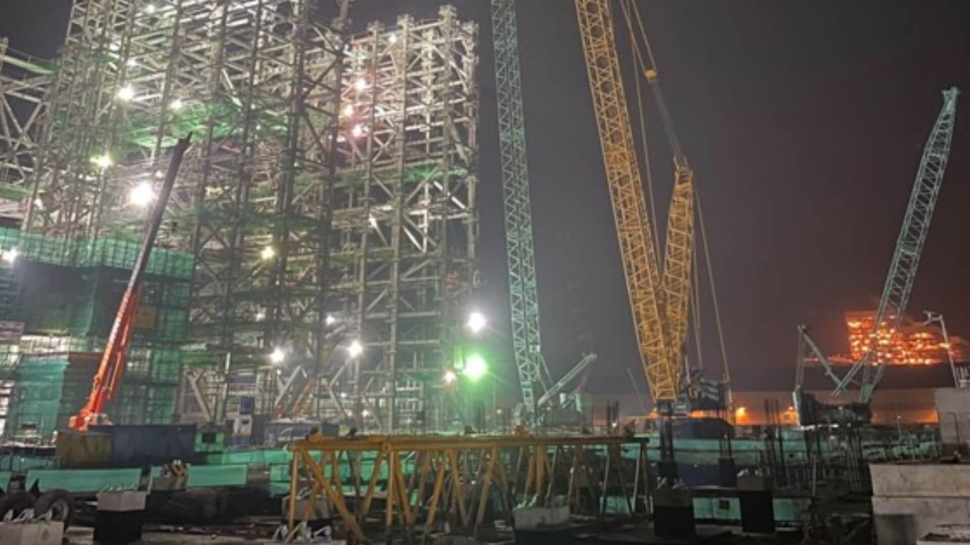 Boilers being installed at Vung Ang II thermal power plant