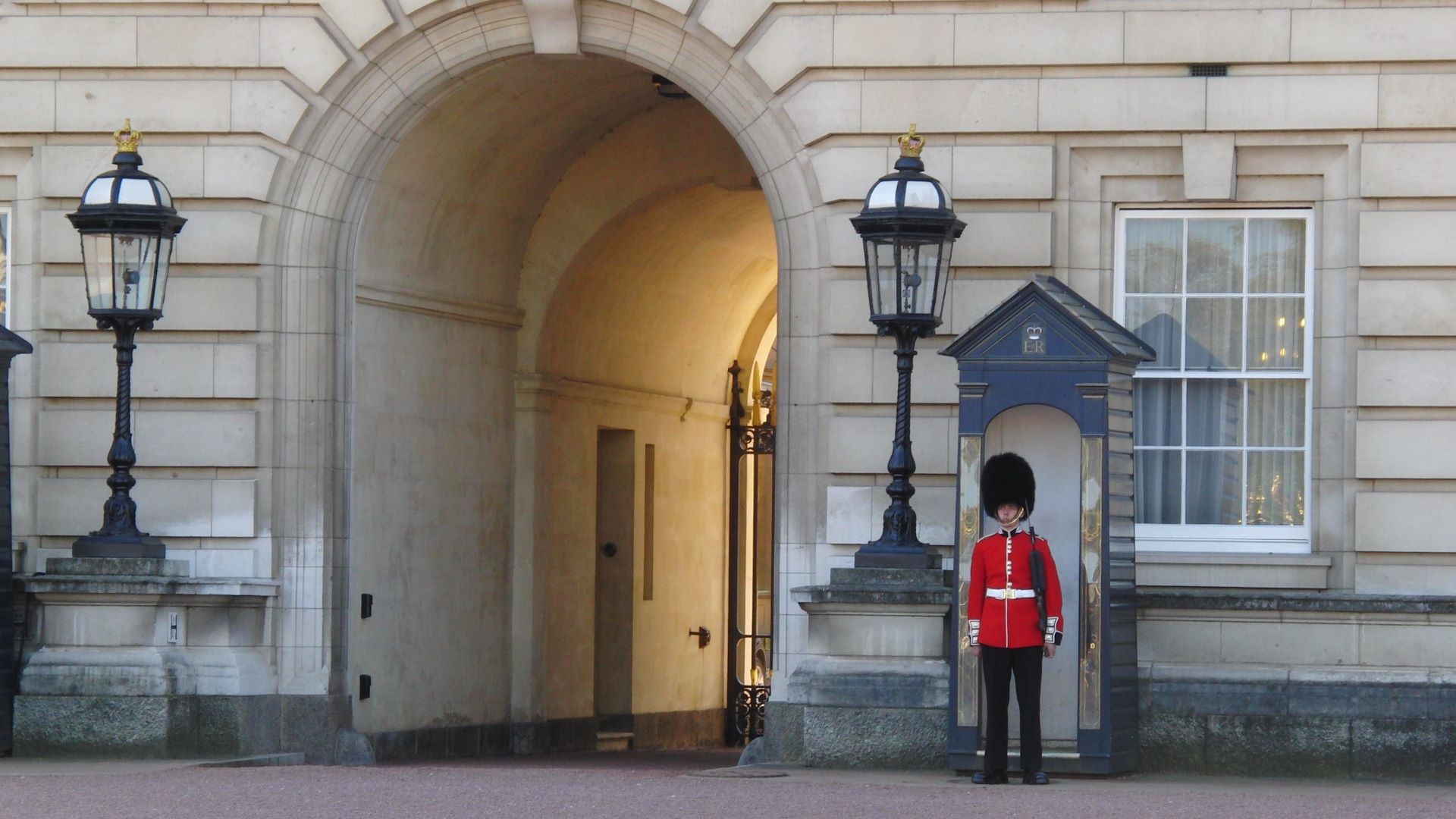 Guard on duty outside Buckingham Palace