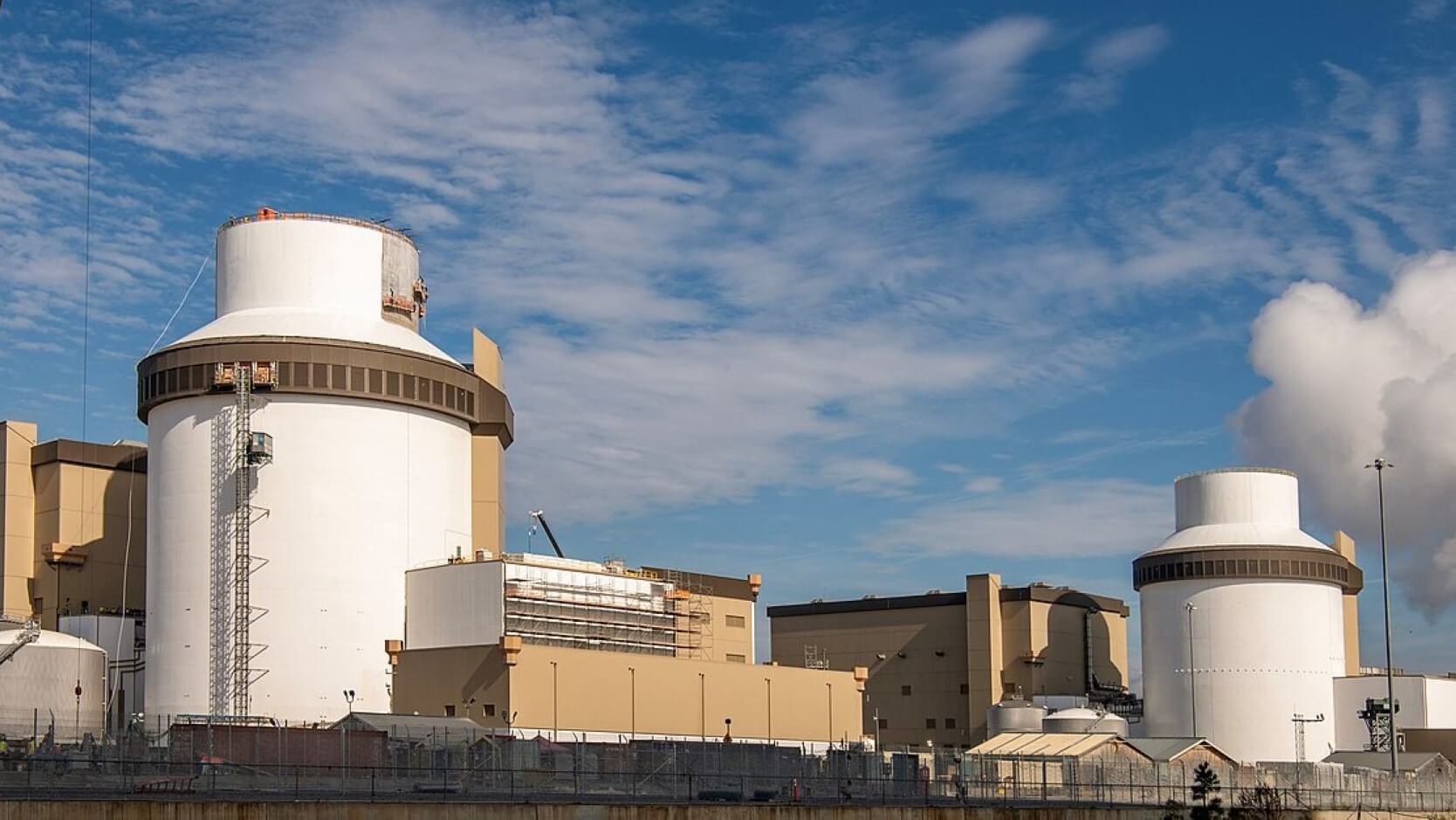 Exterior view of the Vogtle plant