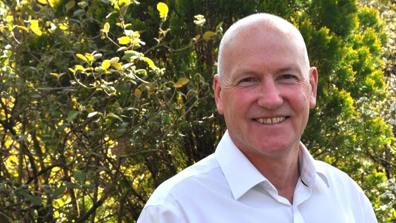 Head and shoulders photo of Martin Barnes, CEO, Crossflow Energy