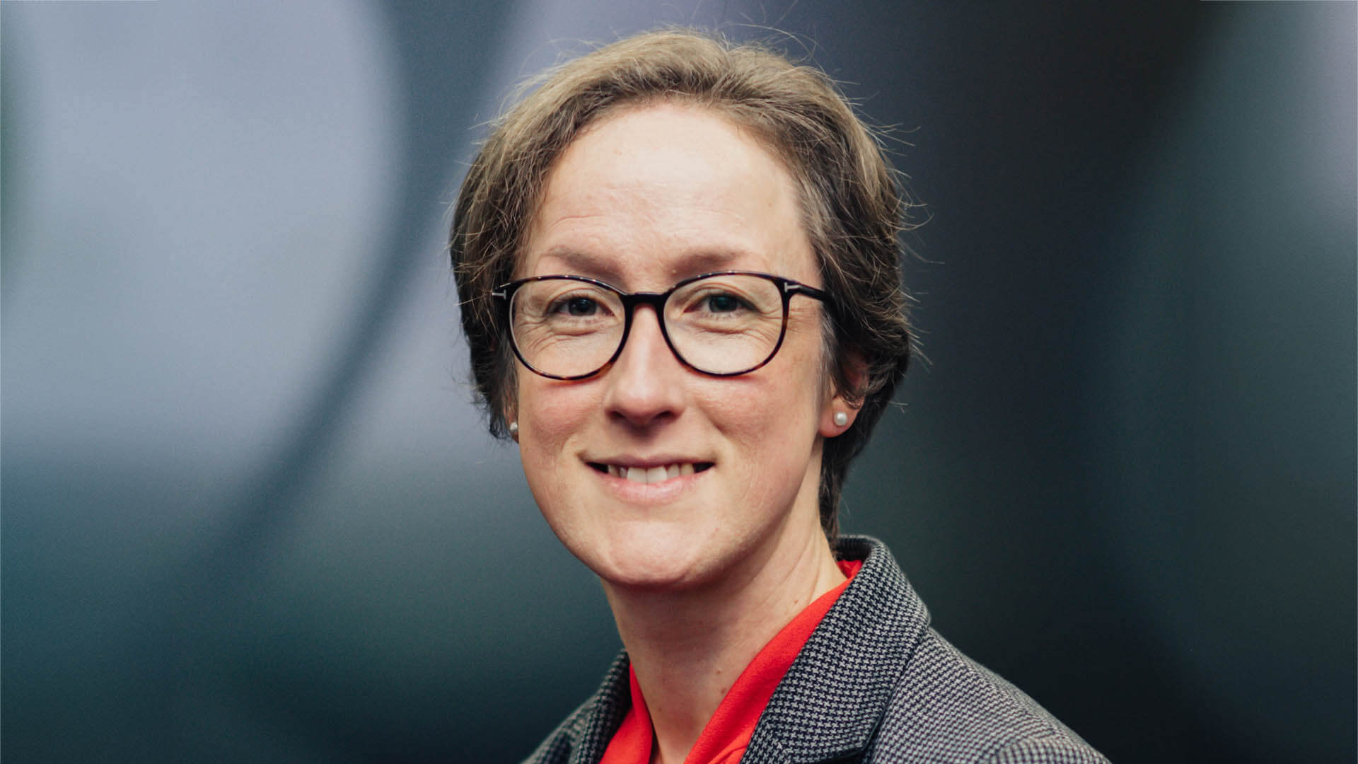 Head and shoulders photo of Rachel Solomon Williams