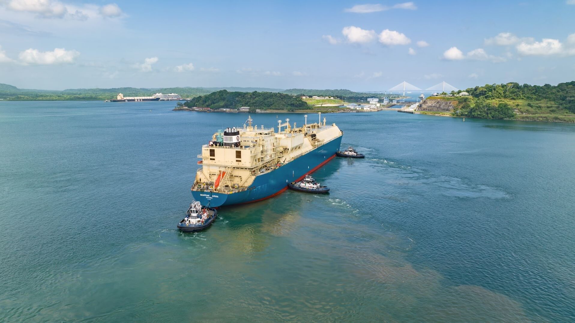 Aerial view of the Seapeak Arwa vessel