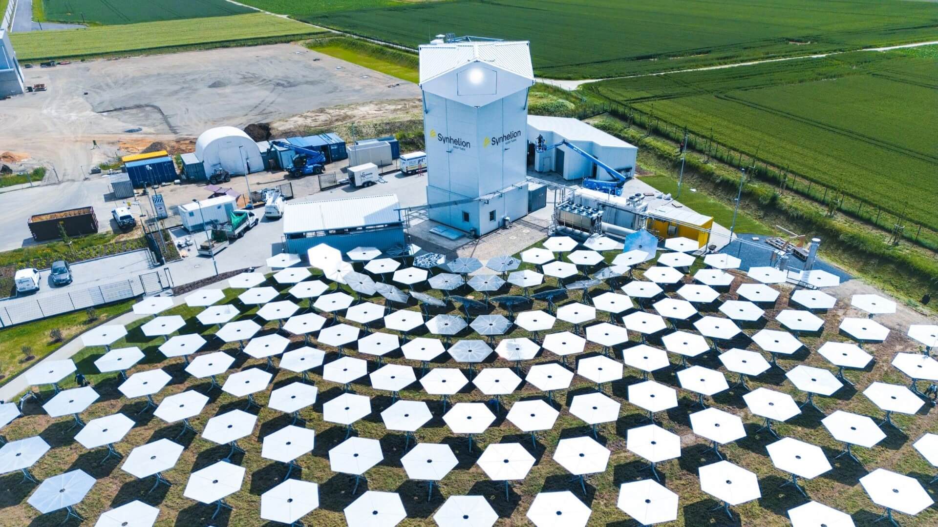 The Dawn mirror array and collecting tower