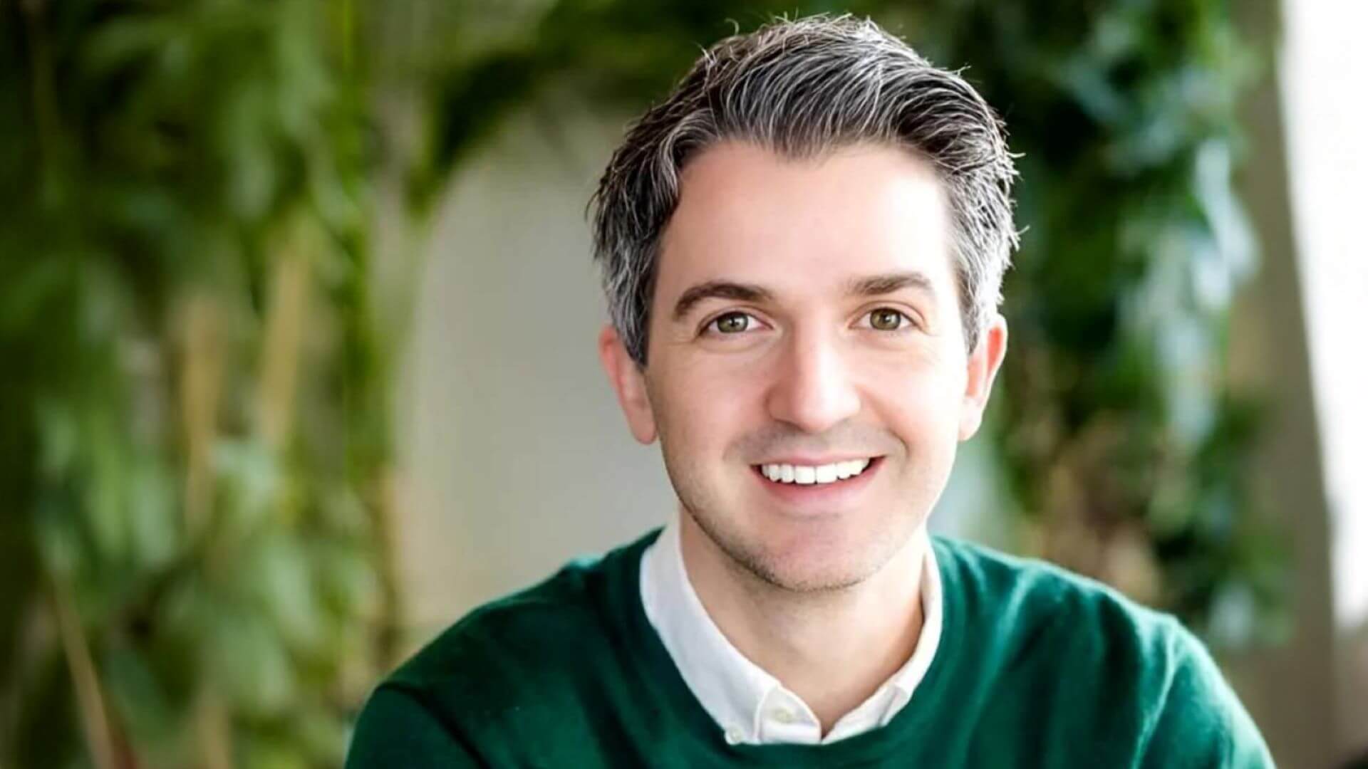 Head and shoulders photo of Alastair Murray, CEO, Rendesco