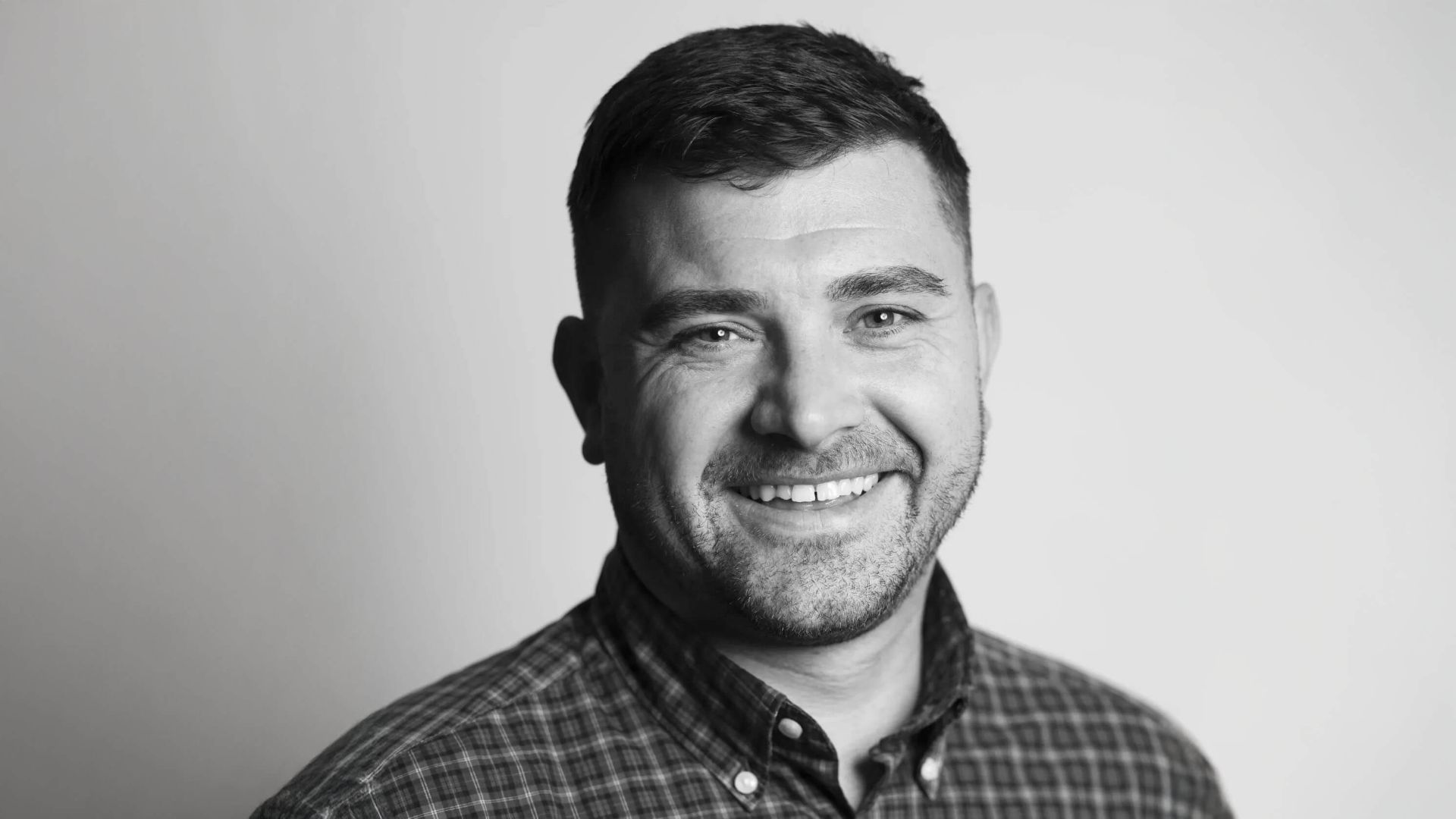 Head and shoulders photo of author