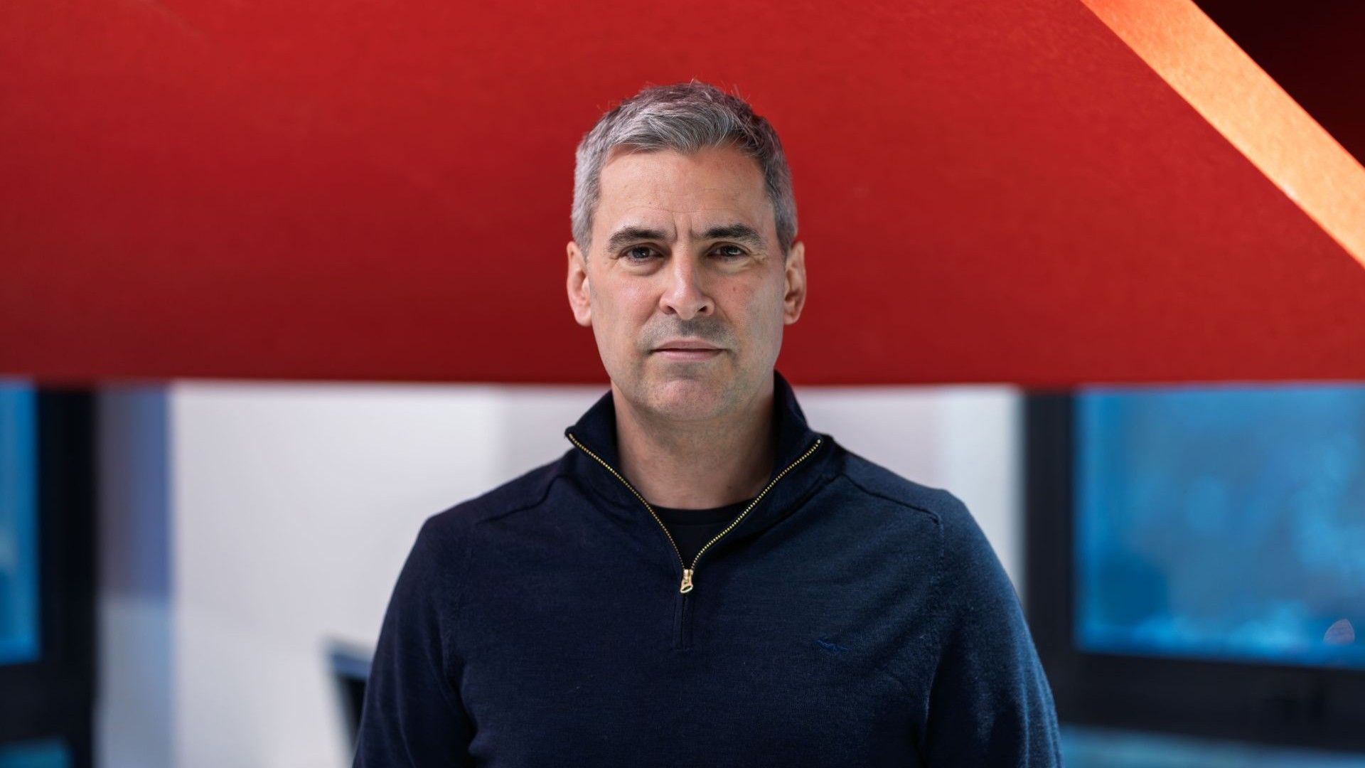 Head and shoulders photo of Christophe Williams