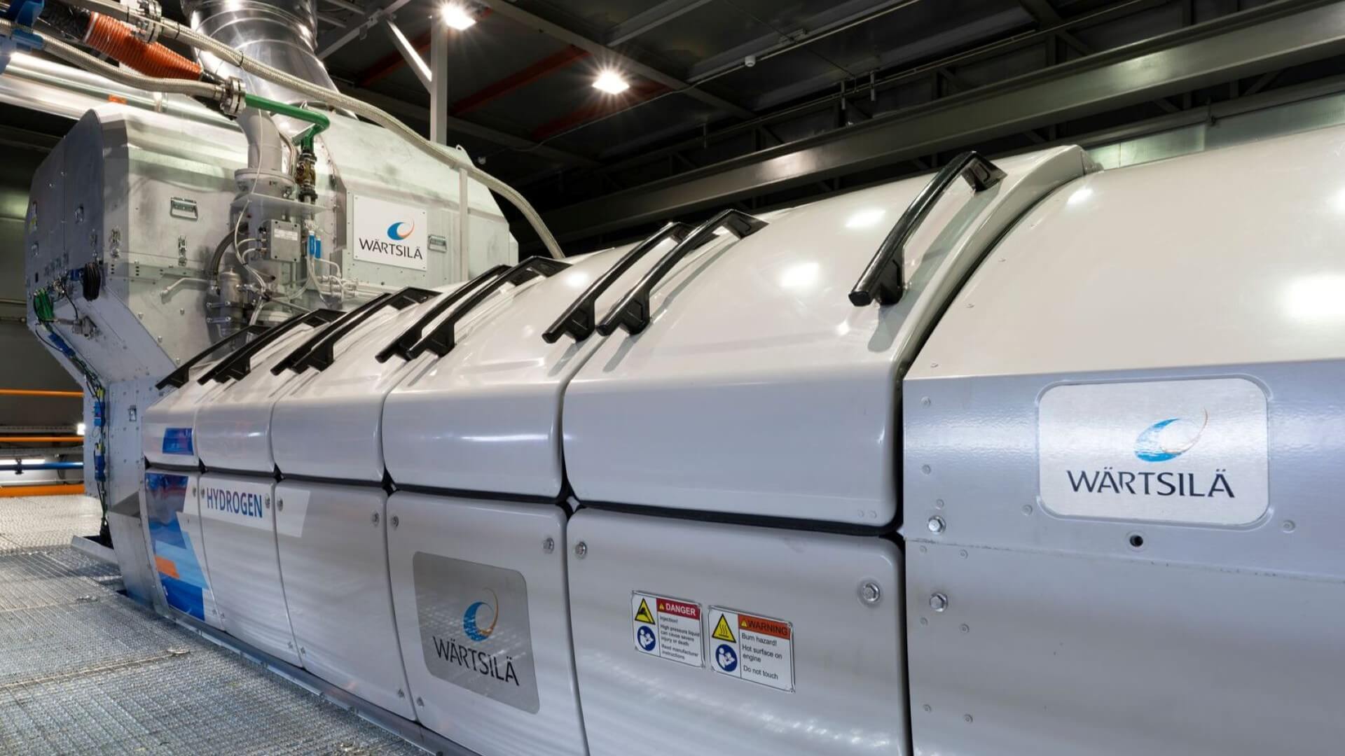 Wärtsilä’s hydrogen engine inside testing facility