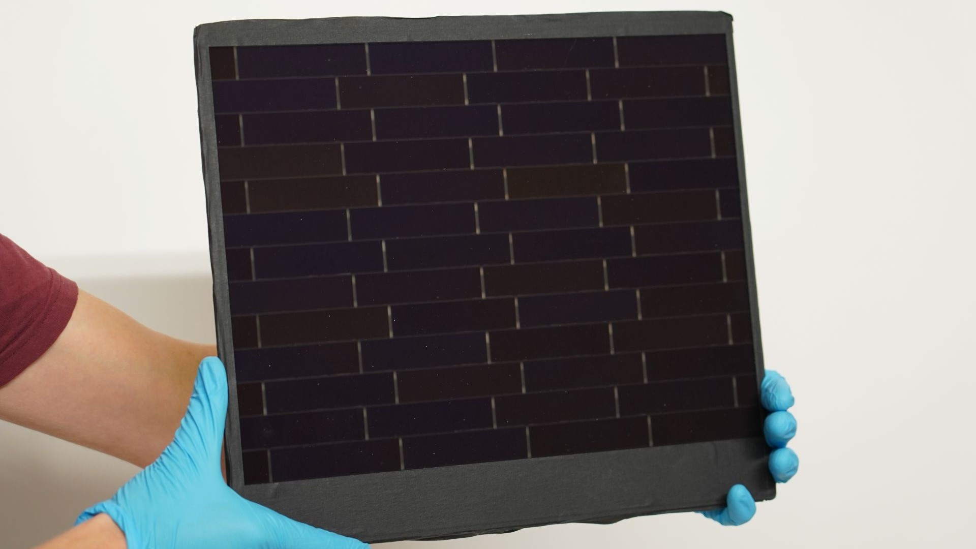 Fraunhofer-engineered III-V germanium PV module