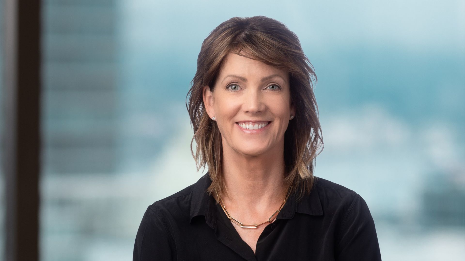 Head and shoulders shot of Carol Johnston